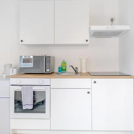 Contemporary 1Bd Studio Flat - Willesden Green!